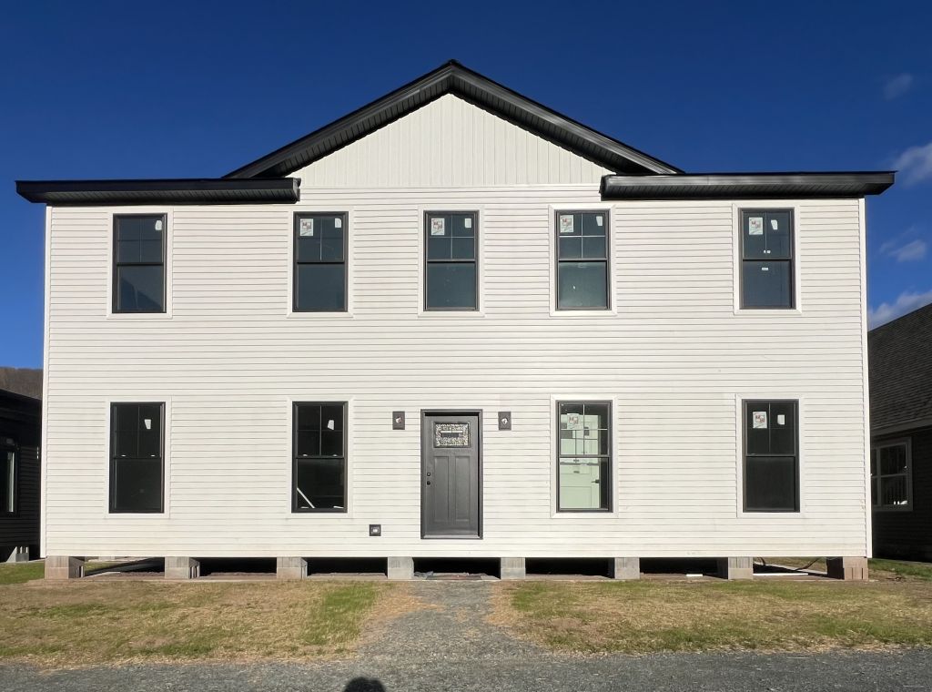 View Paramount - CVH Lot Model #2